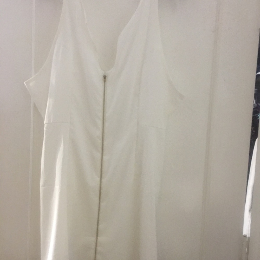 Women’s zipper dress